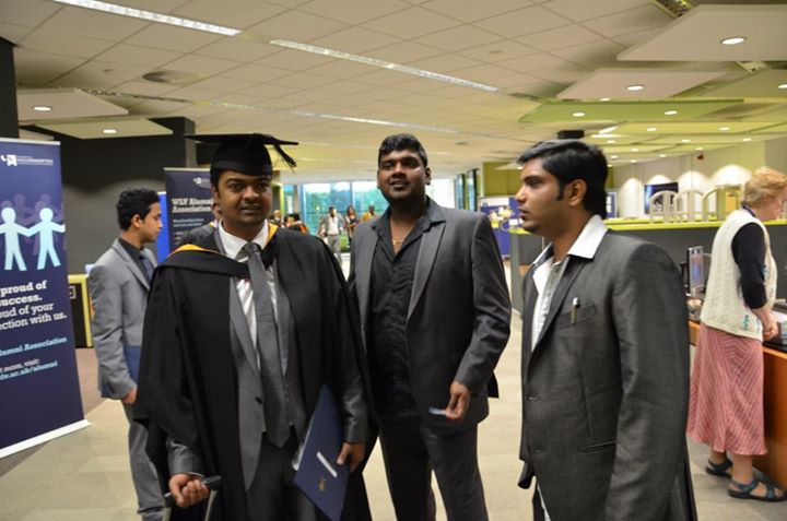 558441_4806841088241_684678977_n